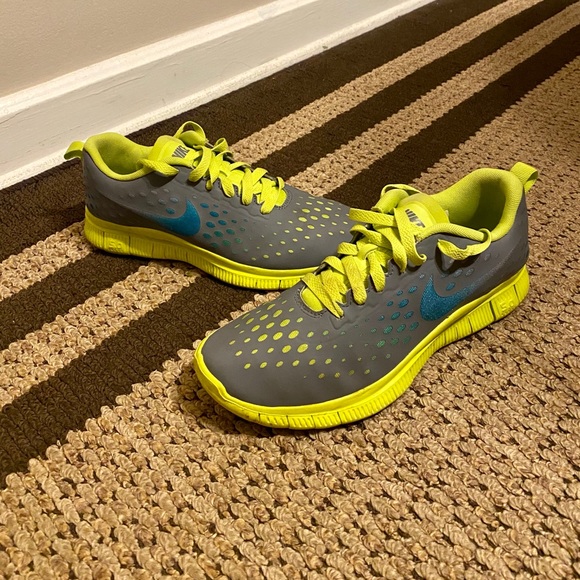 Nike running shoes - Picture 4 of 4